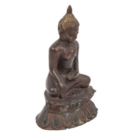 Buddha aus Bronze. RANGUN/BURMA, um 1850, - фото 3