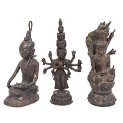 3 Figuren aus Bronze, MANDALAY/BURMA: