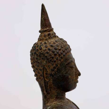 Buddha Akshobya aus Bronze, SINOTIBETISCH 18. Jh. oder älter. - photo 12