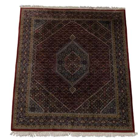 Orientteppich. INDO-BIDJAR, 20. Jh., 300x250 cm. - photo 1