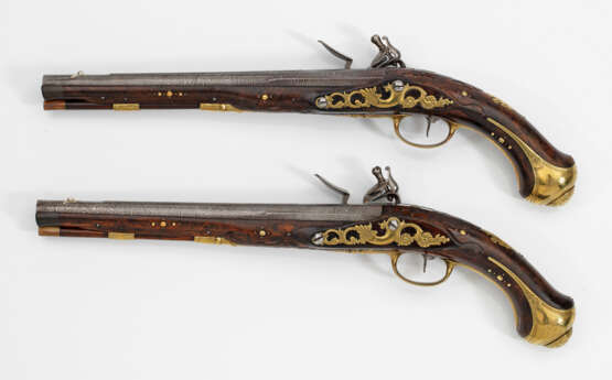 Hochwertiges Paar Steinschlosspistolen von musealer Qualität - фото 2