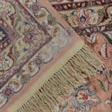 A SILK TABRIZ CARPET - photo 7