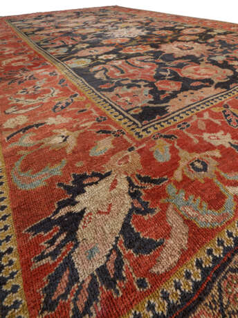 A SULTANABAD CARPET - Foto 5