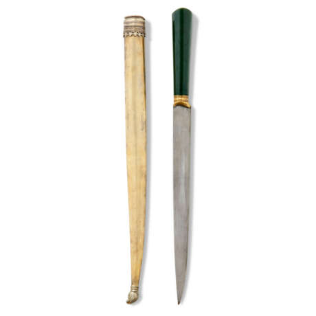 A JADE-HILTED DAGGER (KARD) WITH SILVER-GILT SHEATH - фото 3