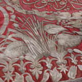 AN OTTOMAN METAL-THREAD EMBROIDERED CALLIGRAPHIC PANEL - Foto 4