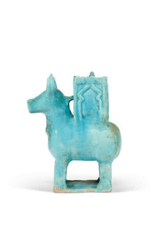 A KASHAN MOULDED POTTERY BULL (GAV) WITH HOWDAH - photo 3