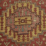 A HERIZ CARPET - photo 2