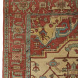 A HERIZ CARPET - photo 3