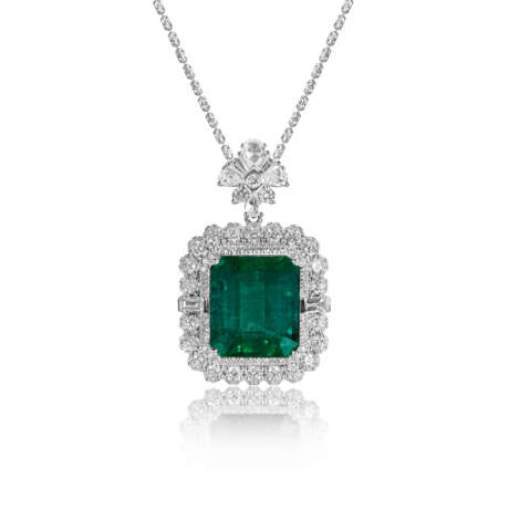 NO RESERVE - EMERALD AND DIAMOND PENDANT NECKLACE AND RING - фото 2
