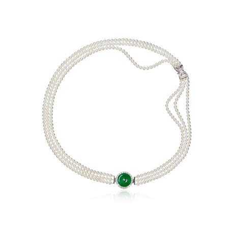 NO RESERVE - JADEITE AND CULTURED PEARL NECKLACE - фото 1