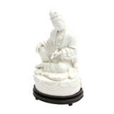 Sitzende "Blanc de Chine"-Guanyin, 19. Jahrhundert - фото 1