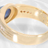 Ring: Goldschmiedering mit Saphir- und Brillantbesatz, 18K Gold - photo 5