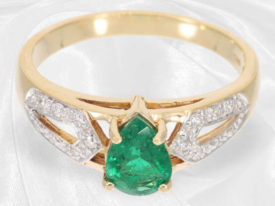 Ring: goldener vintage Smaragd/Brillant-Goldschmiedering, ca. 1,14ct - Foto 2
