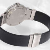 Armbanduhr: elegante Edelstahl Damenuhr Hublot "MDM", Ref. 1391.1 mit Brillantbesatz - photo 2