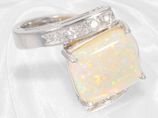 Ring: sehr solider und handgearbeiteter Designerring mit Opal und Diamanten - photo 2