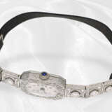 Armbanduhr: attraktive Art déco Damenuhr aus Platin mit Diamantbesatz, ca. 1ct, ca. 1920 - Foto 2