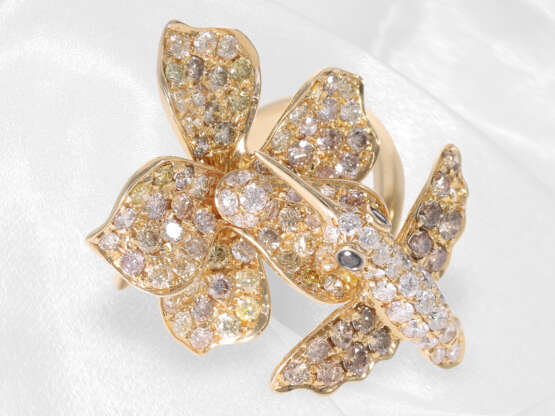 Ring: sehr dekorativer Goldschmiedering "Kolibri und Blüte", hochfeiner Brillantbesatz von insg. 2,26ct - Foto 4