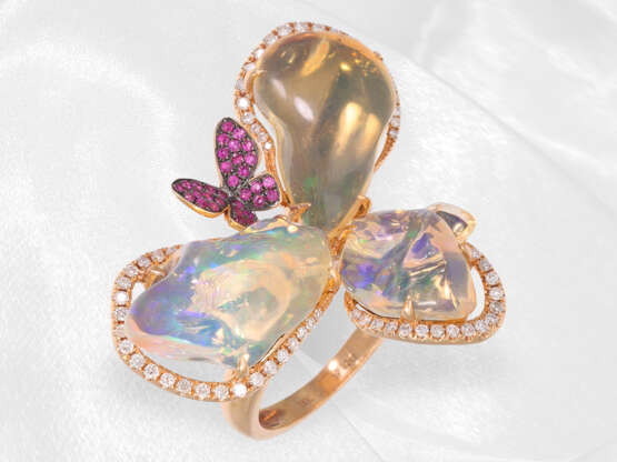 Ring: äußert dekorativer Designer-Blütenring mit Opal-, Rubin- und Brillantbesatz, Neuware - фото 4