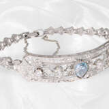 Armband: antikes, ausgesprochen schönes Diamant-Goldschmiedearmband aus der Zeit des Art déco, blauer Tropfen-Diamant, Platin, ca. 6,3ct - photo 4