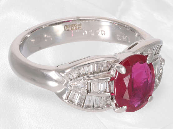 Ring: hochfeiner, ehemals teurer Rubinring, Platin, aus Geschäftsauflösung, mit Zertifikat - Foto 3