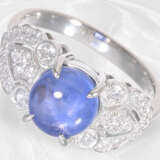 Ring: ausgesprochen schöner Platinring mit Sternsaphir und reichem Diamantbesatz, neuwertig - Foto 4