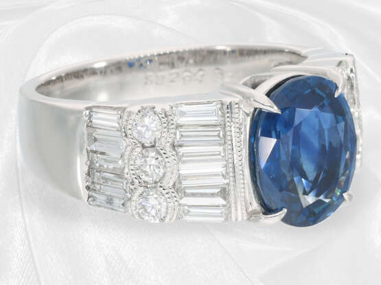 Ring: sehr teurer Platinring mit Ceylon-Saphir und feinen Diamanten, neuwertig - фото 2