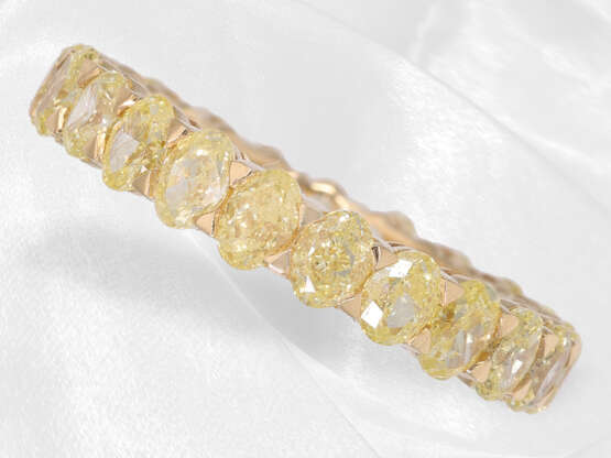 Ring: außergewöhnlicher Diamant/Memoire-Ring aus 18K Gelbgold mit schönen fancy Diamanten von insgesamt ca. 3,99ct, Neuware - photo 3