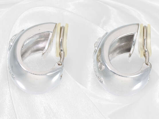 Ohrschmuck: sehr hochwertige Ohrringe mit großen Altschliff-Diamanten von zusammen ca. 2,8ct - фото 4