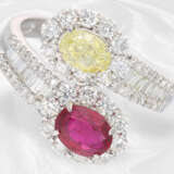 Ring: hochfeiner, außergewöhnlicher Platinring mit Rubin und Fancy-Brillant, 2 x 1,05ct - фото 3