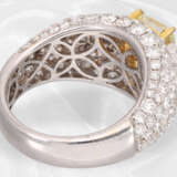 Ring: ungetragener, dekorativer und moderner Weißgoldring mit einem fancy Diamanten von 2ct, inklusive GIA-Report, insgesamt ca. 5,38ct - Foto 6