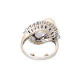 Ring mit 2 schönen Perlen umschlungen von 26 Brillanten - photo 3