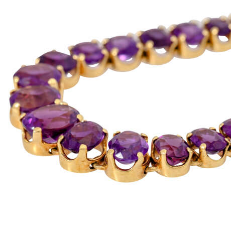 Armband mit Amethysten zus. ca. 23 ct, - Foto 3