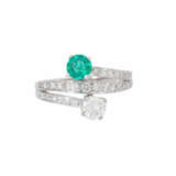 Ring mit Smaragd ca. 0,4 ct, Brillant ca. 0,45 ct - фото 2