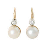 Ohrringe mit Perlen und 2 Altschliffdiamanten zus. ca. 0,08 ct, - Foto 1