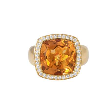 Ring mit Citrin entouriert von Brillanten zus. ca. 0,32 ct, - photo 2