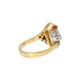 Ring mit feinem Opal und Diamanten zus. ca. 0,3 ct, - photo 3