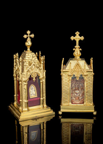 Zwei Reliquienschreine im gotischen Stil - Foto 1
