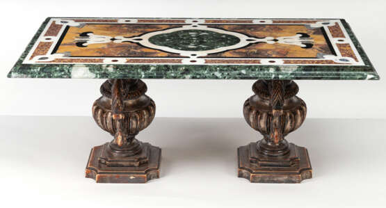Pietra-Dura-Tischplatte mit zwei Vasen-Füßen - Foto 2