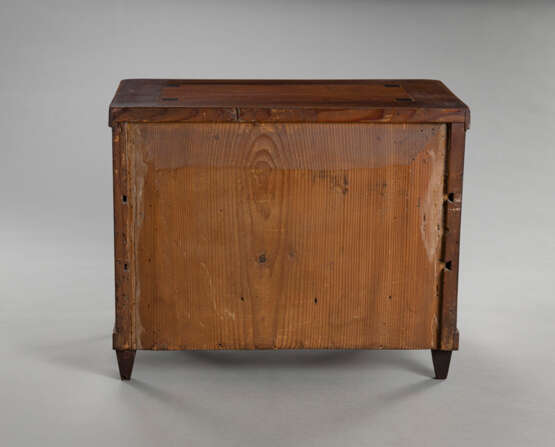 Biedermeier-Modell-Kommode - photo 4