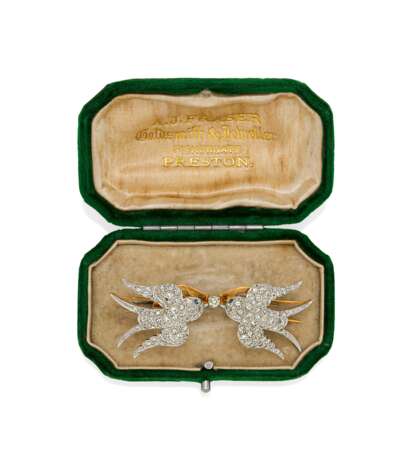 Double brooch with swallow decor - photo 2