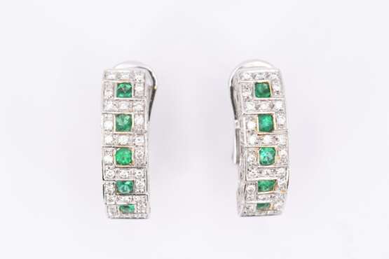 Emerald Diamond Set: Bangle and Earstuds/clips - фото 2