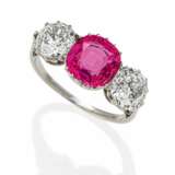 Burma Ruby Diamond Ring - фото 1