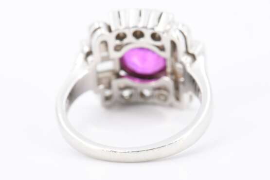 Burma Sapphire Diamond Ring - photo 4