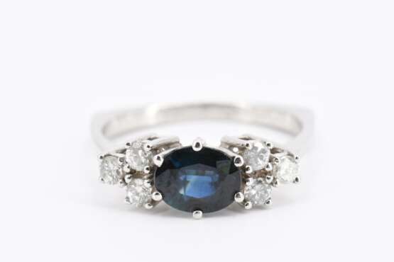 Sapphire Diamond Ring - фото 2