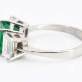 Emerald Diamond Ring - photo 3