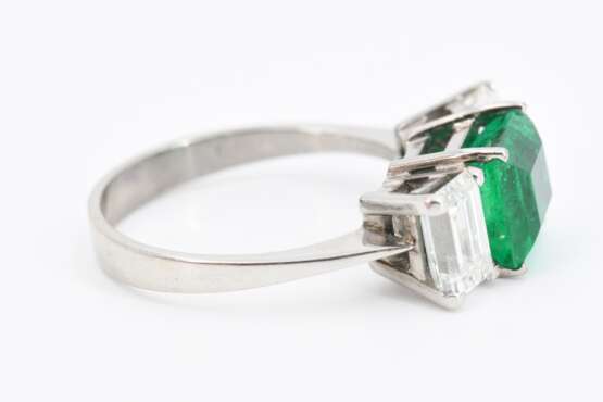 Emerald Diamond Ring - photo 5