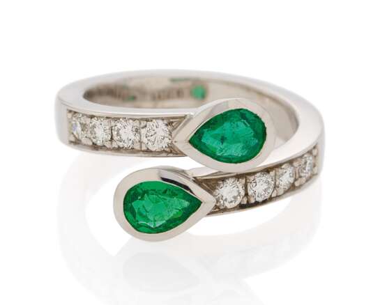 Emerald Diamond Ring - photo 1