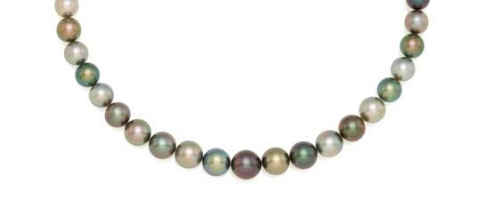 Tahiti Pearl Necklace - фото 1