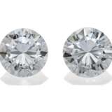 Mixed lot: two brilliant-cut diamonds - фото 1