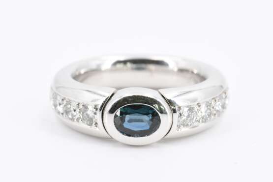 Sapphire Diamond Ring - фото 2